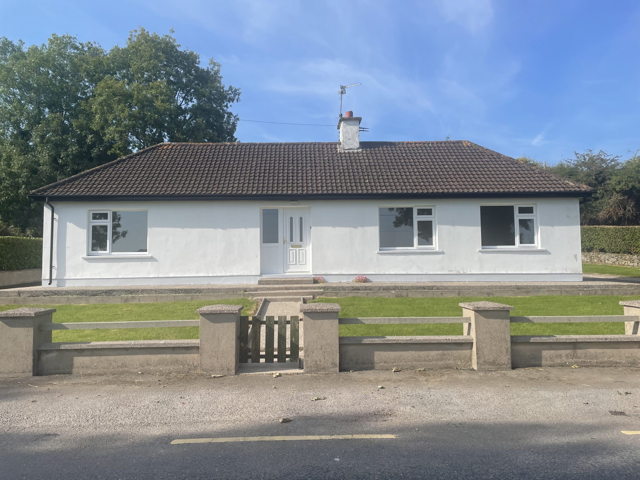 3 Bedroom Bungalow on 0.59 Site| Cooladurragh, Conna, Co. Cork P51F3A3