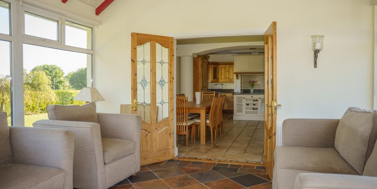 Riverview House - Kitchen-Dining-Sunroom-5