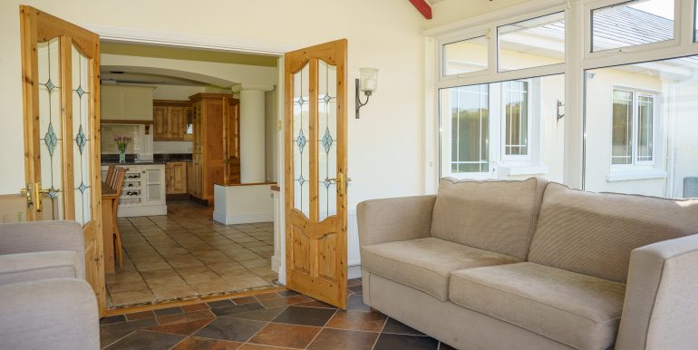 Riverview House - Kitchen-Dining-Sunroom-6
